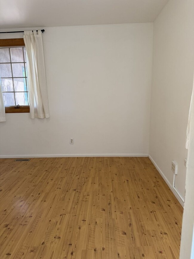 Building Photo - 641 Garcia St