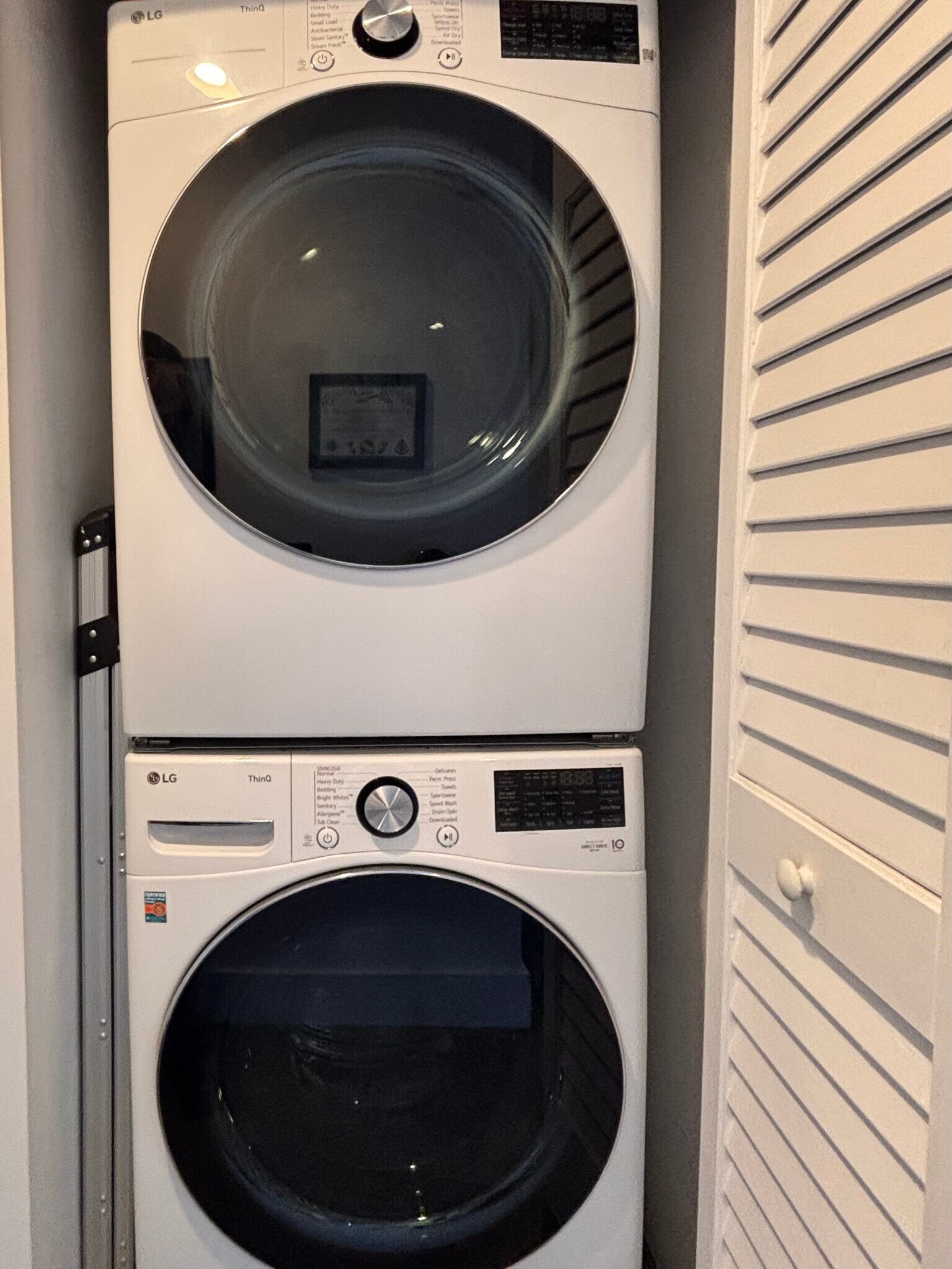 Building Photo - 151 SE 1st St