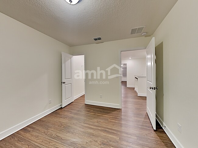 Building Photo - 2867 Calebs Cove Way
