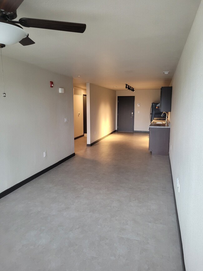 Building Photo - Historic Walnut Square