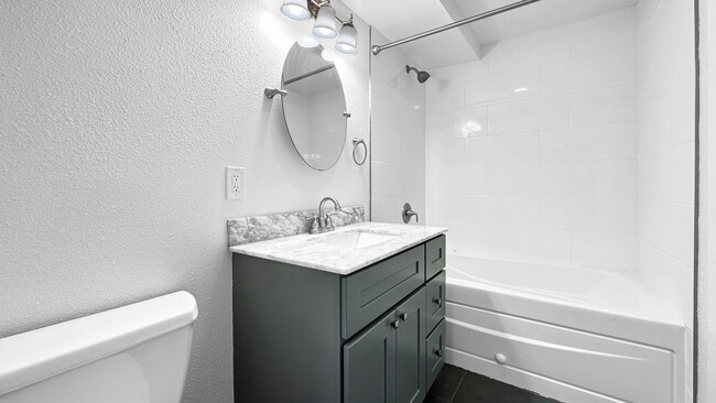 Building Photo - Private Gated Studio with Shared Backyard ...