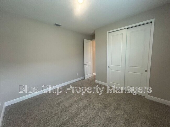 Building Photo - 1125 British Cir