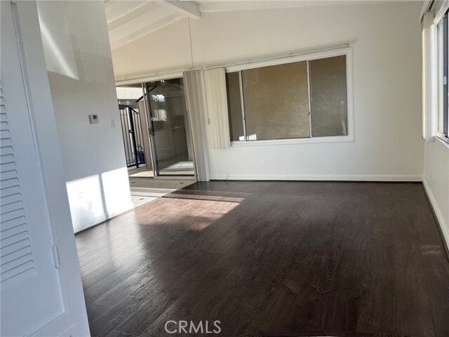 Building Photo - 3300 Seaview Ave