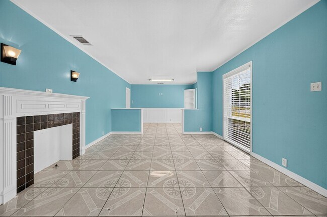 Building Photo - 907 Buckalew St