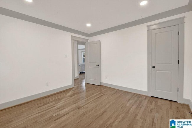 Building Photo - 609 Cobb St