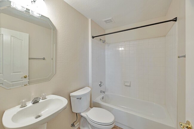 Building Photo - Stunning Mountain Views! Four Bed Home In East Scottsdale!