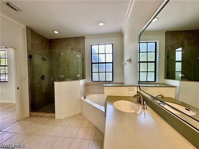 Building Photo - 15031 Summit Pl Cir