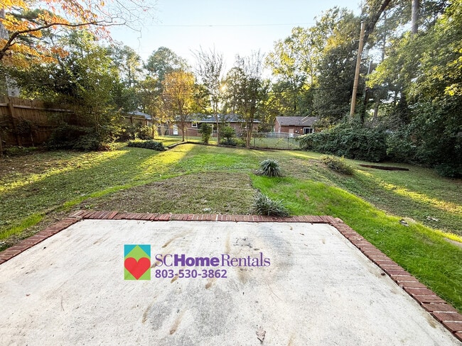 Patio & Backyard - 231 Vincenne Rd