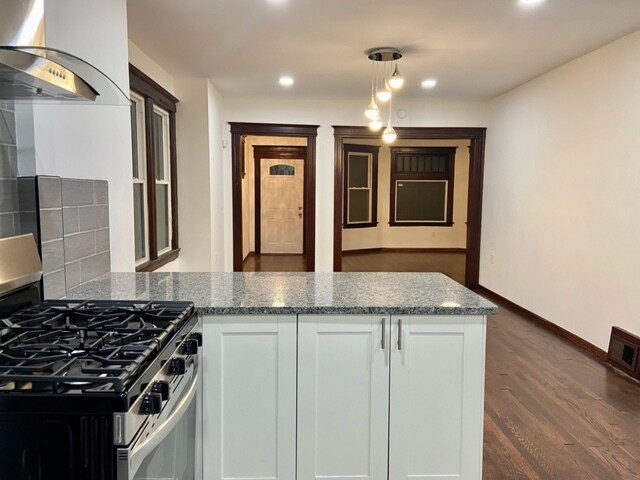 Building Photo - 664 Gladstone Ave