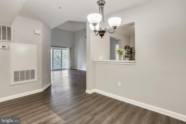 Building Photo - 15301 Diamond Cove Terrace