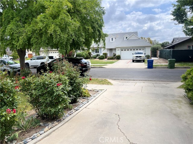 Building Photo - 6629 Melba Ave
