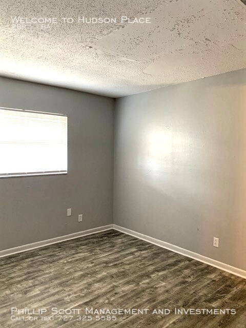 Building Photo - Welcome to Gateway Place Apartments!!