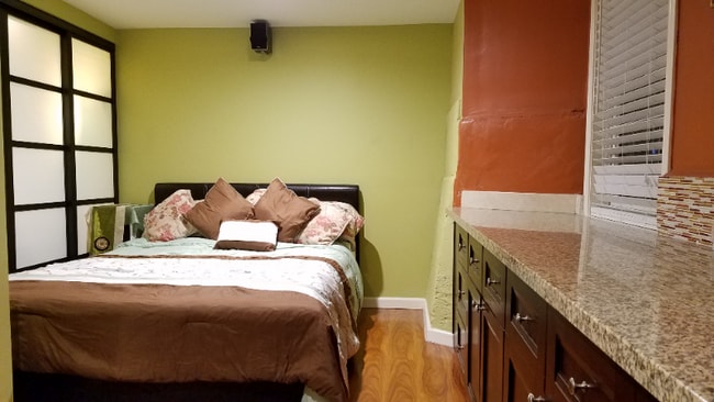 Building Photo - 101 Lunado Wy