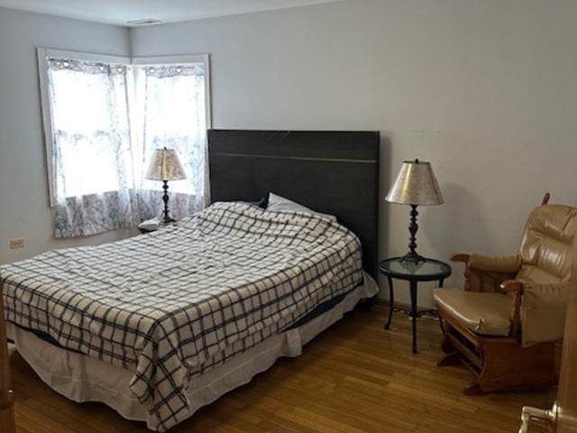 Building Photo - 915 E Oakton St