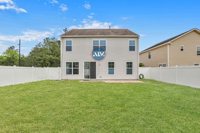 Building Photo - Upgraded 4BR in Heritage at New Riverside – Fenced Yard, Island Kitchen - Available July 15