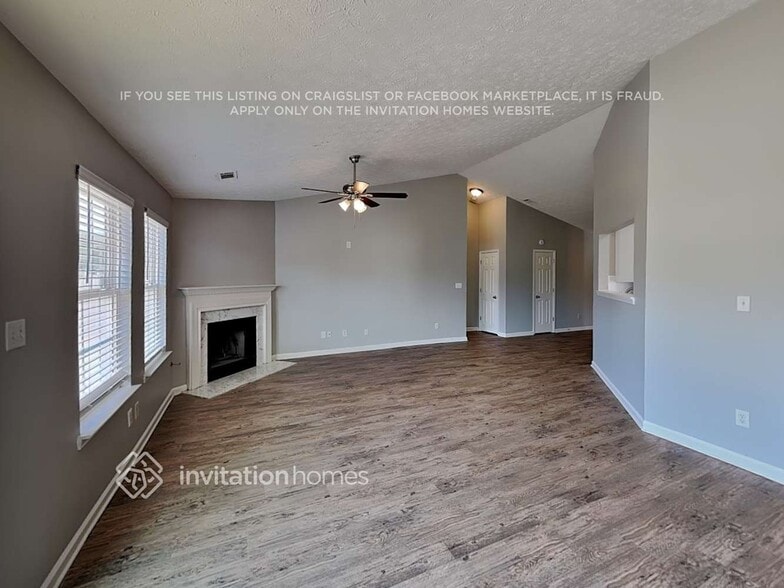 Building Photo - 1720 Courtyard Ln