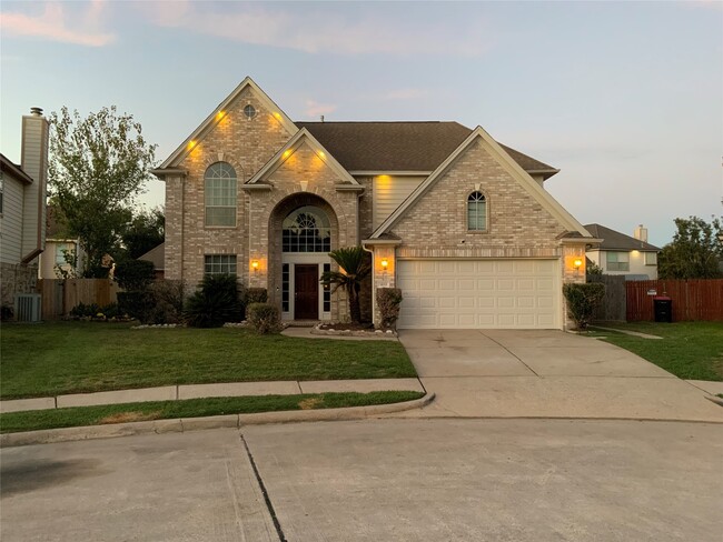 Building Photo - 1822 Laurel Oaks Dr