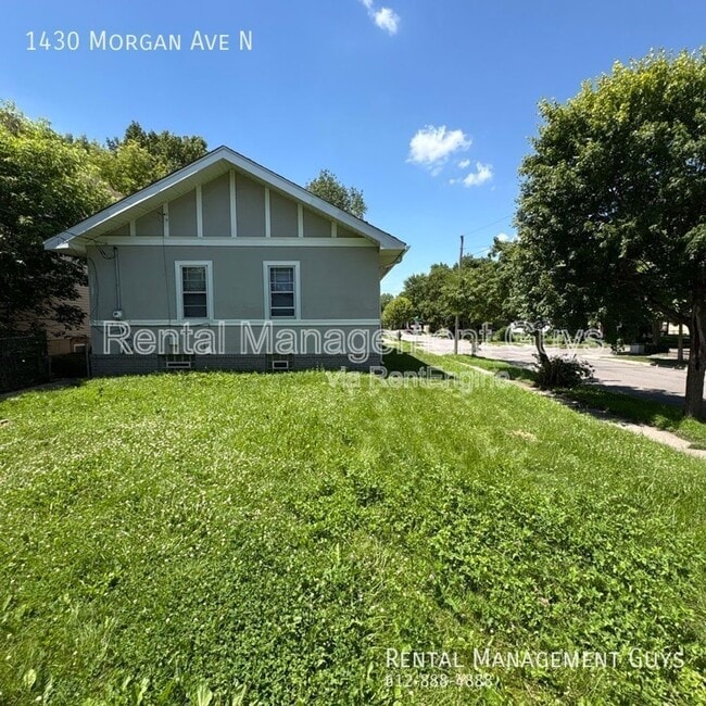 Building Photo - 1430 N Morgan Ave