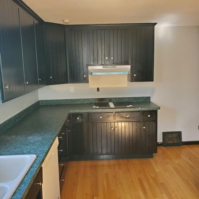 Building Photo - 3BDRM HOUSE FOR RENT