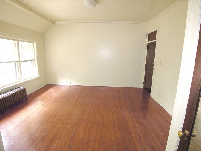 Living Room - Wellesley Place