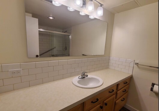 Building Photo - 200 N 3rd St