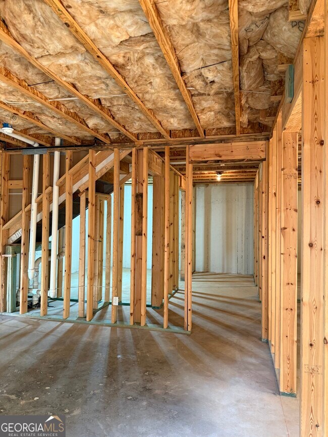 Building Photo - 180 Charleston Dr