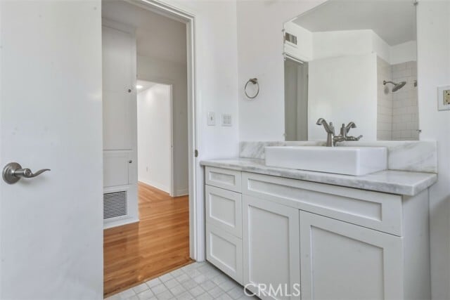 Building Photo - 5836 Wish