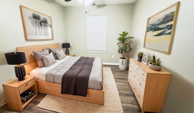 Building Photo - Serrano Townhomes - Move In and Choose Your Bonus: a Brand-New 55" TV or a $250 Amazon Gift Card....