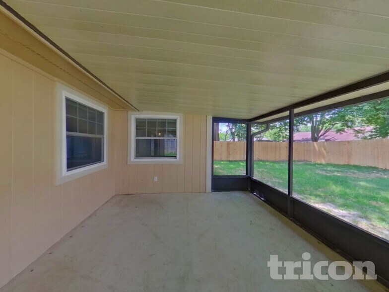 Building Photo - 1288 Bear Run Blvd