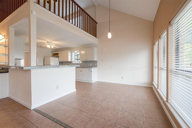 Building Photo - 703 Turtle Creek Dr