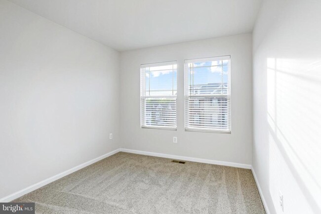 Building Photo - 4068 Enid Blyton Pl
