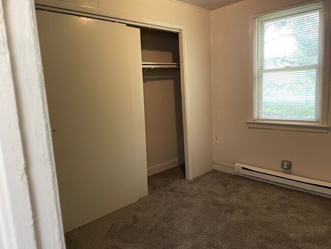 Building Photo - 3823 Pascal Ave