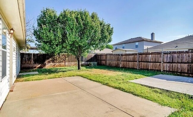 Building Photo - 5640 Ainsdale Dr