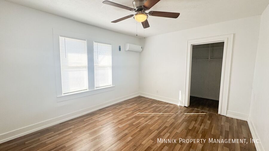 Building Photo - 420 W Lynn St