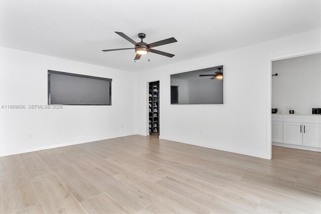 Building Photo - 10950 NW 16th Ct