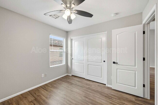 Building Photo - 4128 E Copper Rd