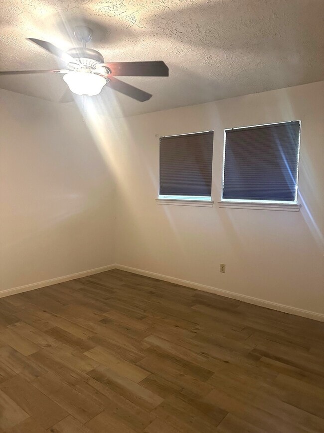 Building Photo - 3146 Bonney Briar Dr