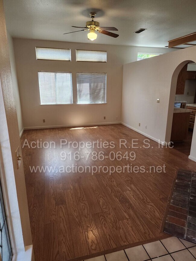 Building Photo - Move In Special! Woodcreek High School Walking Distance, West Roseville Single Story, , 4 Bed 2 B...