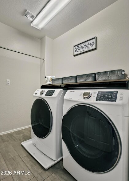 Building Photo - 652 Brindle Dr