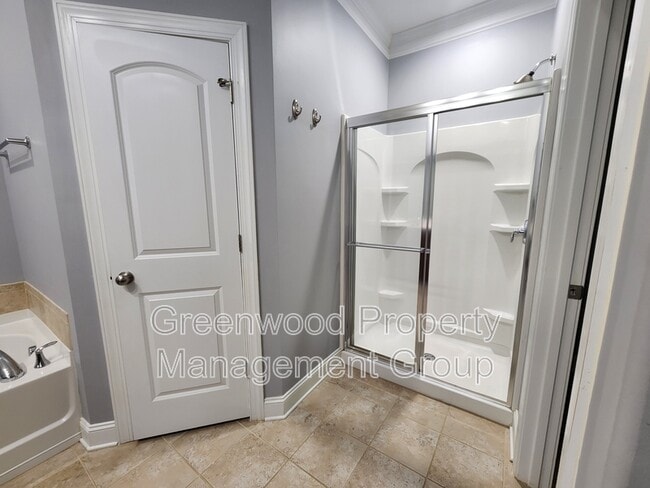 Building Photo - 649 Nikyle Cir