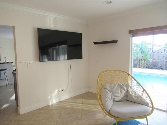 Building Photo - 1118 N 46th Ave