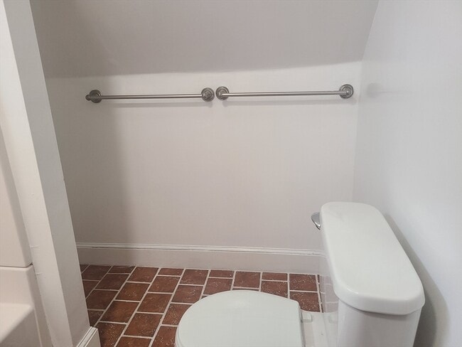 Building Photo - 30 South St