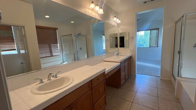 Building Photo - (APPLICATION PENDING) West Lancaster Singl...