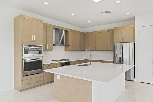 Building Photo - 13182 Feathering Wy