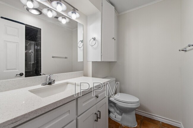 Building Photo - 5618 Ben Hogan Cir
