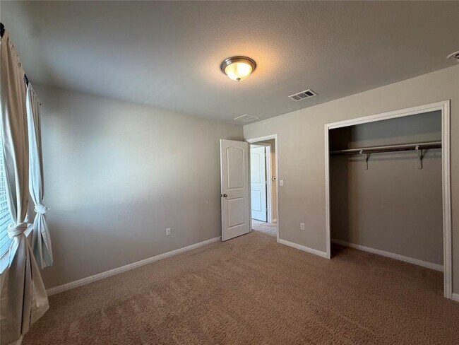 Building Photo - 11106 Bruneau Trail