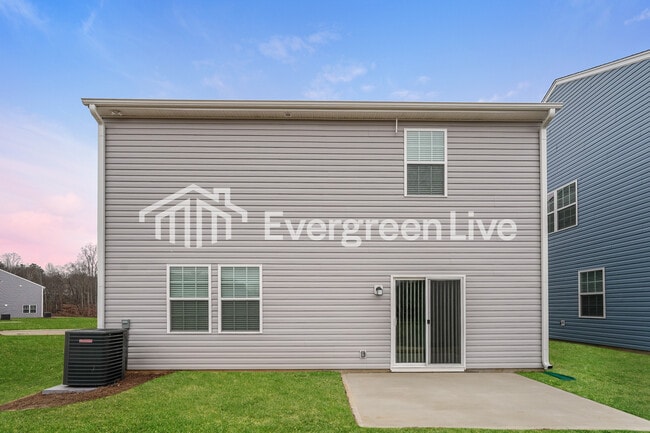 Building Photo - 5609 Hydrangea St