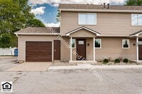 Building Photo - 15012 Tally Ho Dr