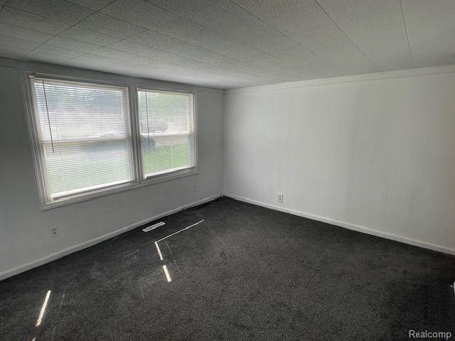 Building Photo - 2855 Fisher Ave