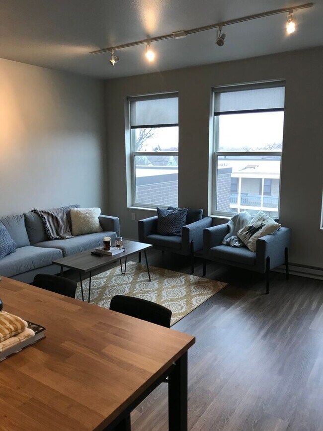 Interior Photo - Motiv Apartments
